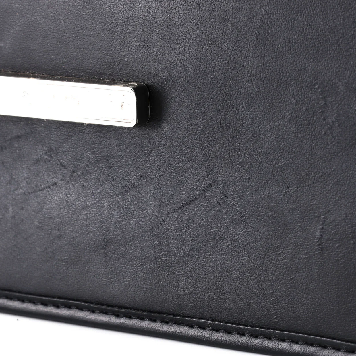 Kan I F Shoulder Bag Leather Medium - Deep Luxury