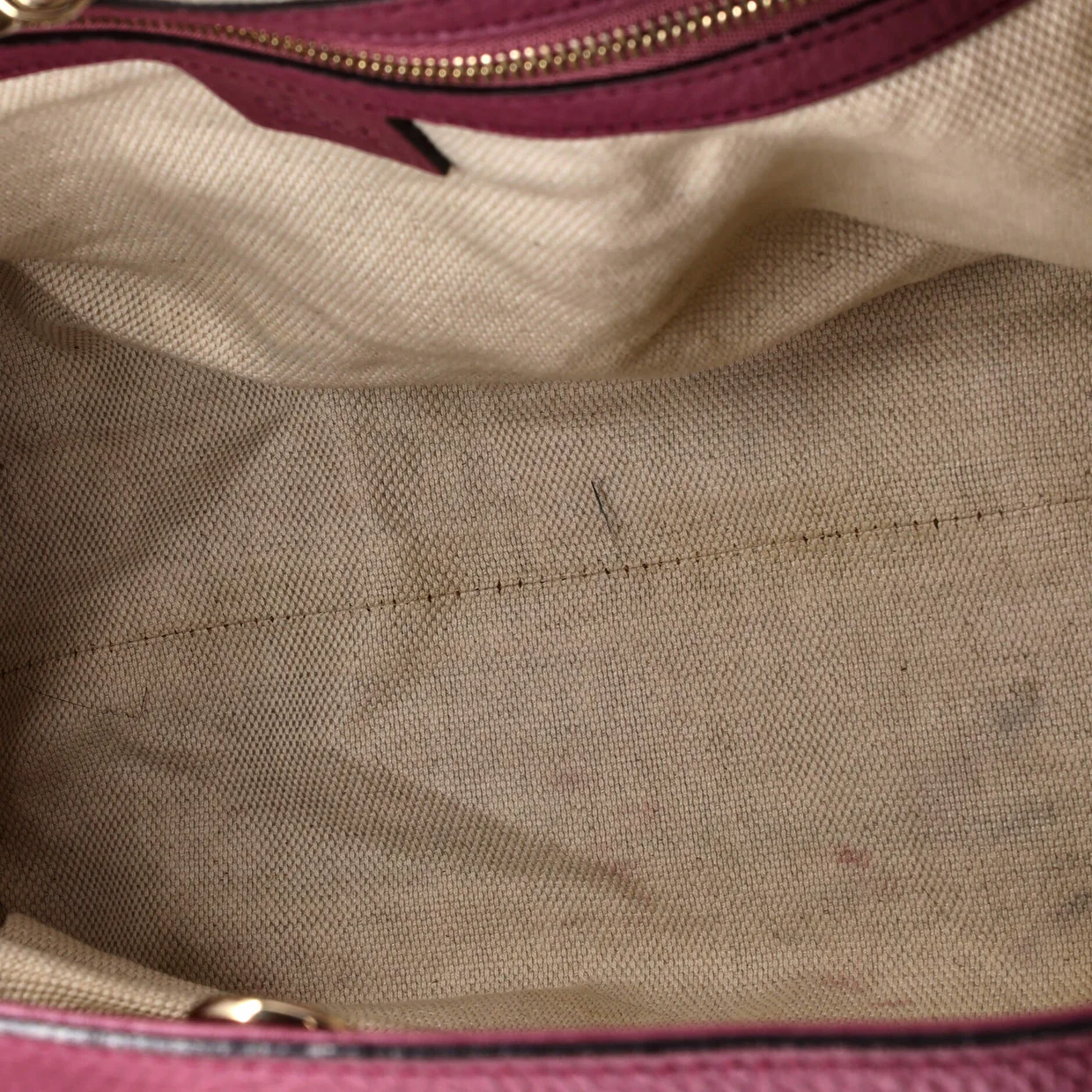 Soho Chain Strap Shoulder Bag Leather Medium - Deep Luxury