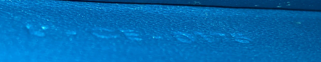 Classic Box Bag Grainy Leather Medium - Deep Luxury