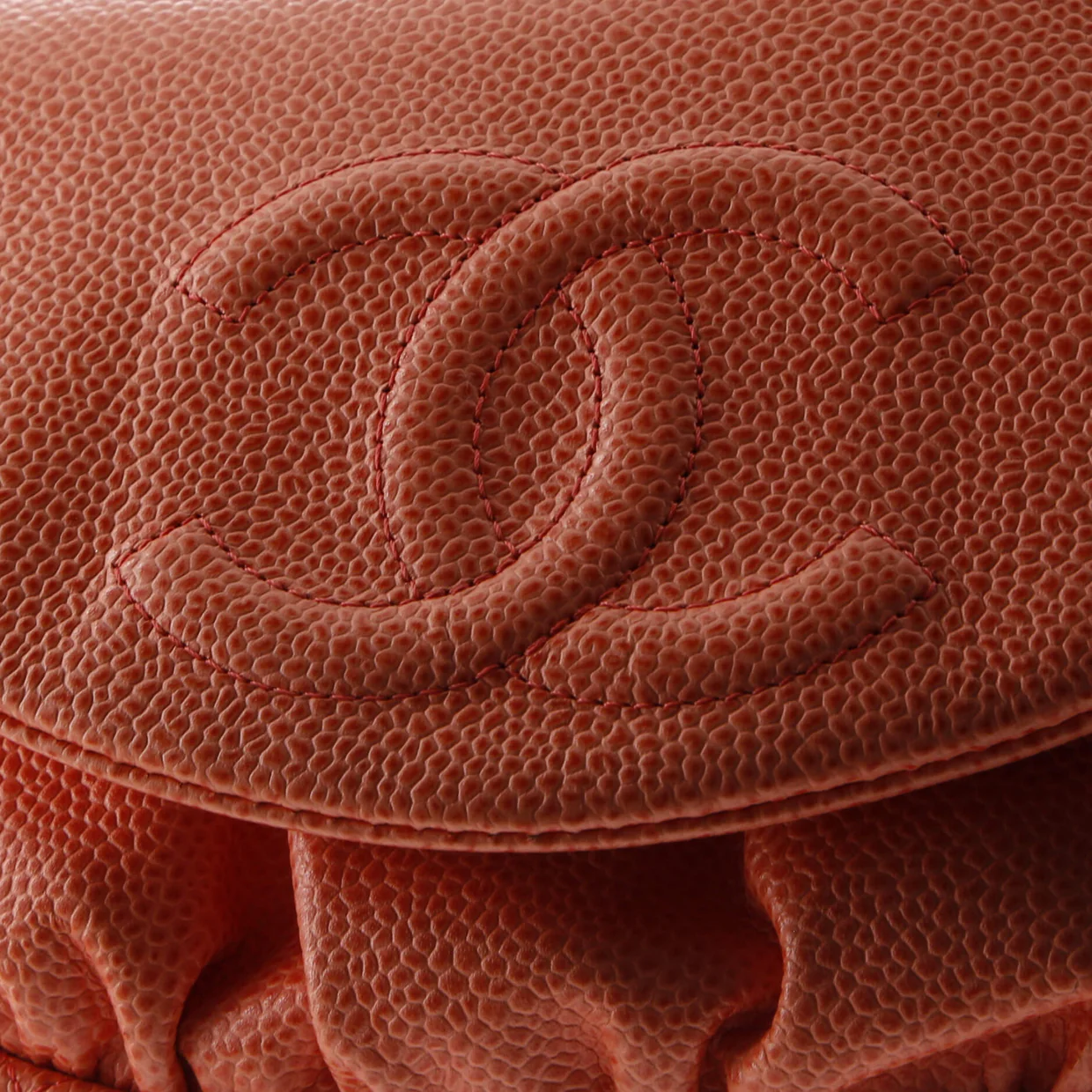 Half Moon Wallet on Chain Caviar - Deep Luxury