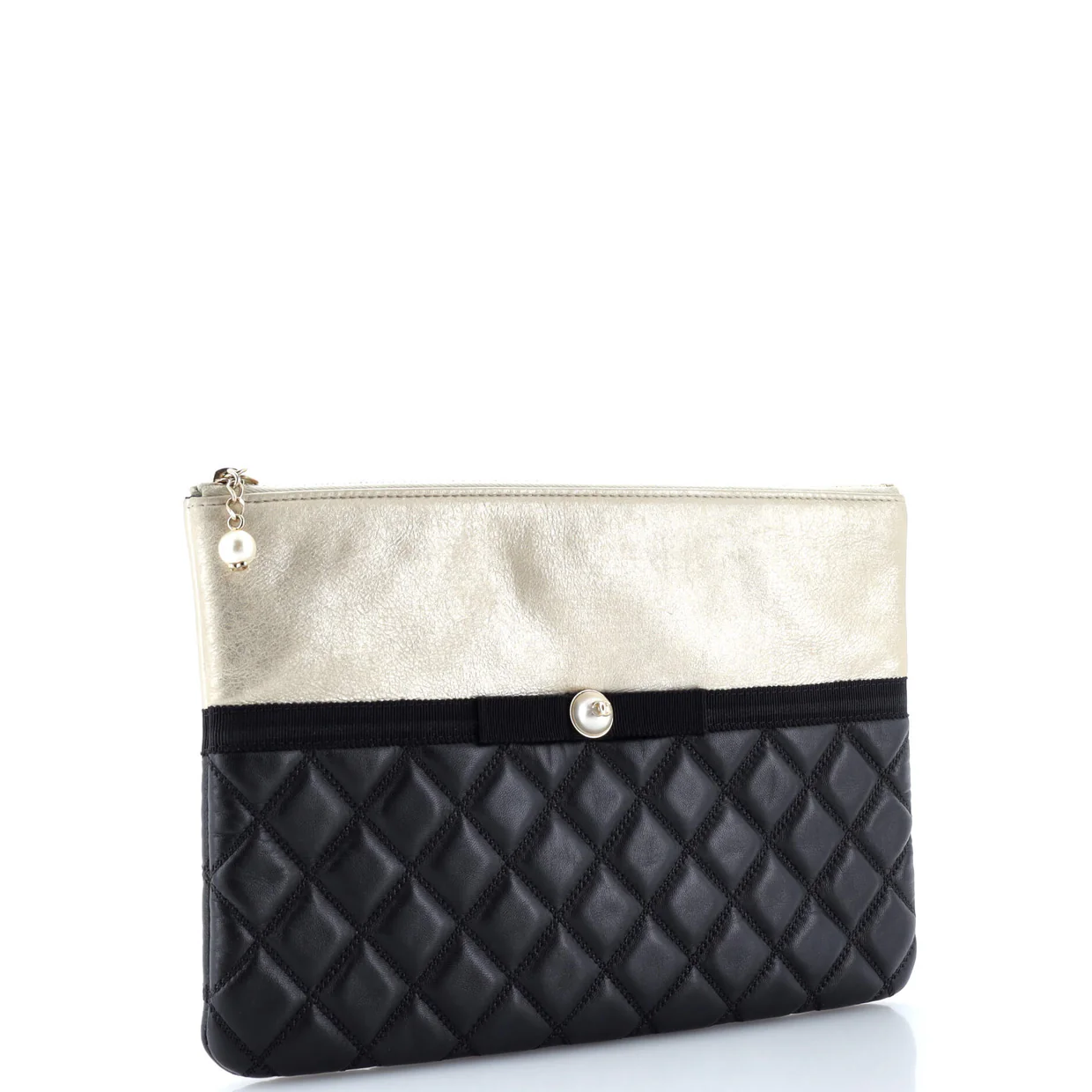 Pearl O Case Clutch Quilted Lambskin and Calfskin Medium - Deep Luxury