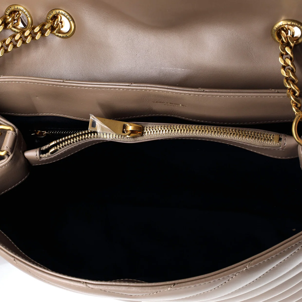 Loulou Shoulder Bag Matelasse Chevron Leather Medium - Deep Luxury