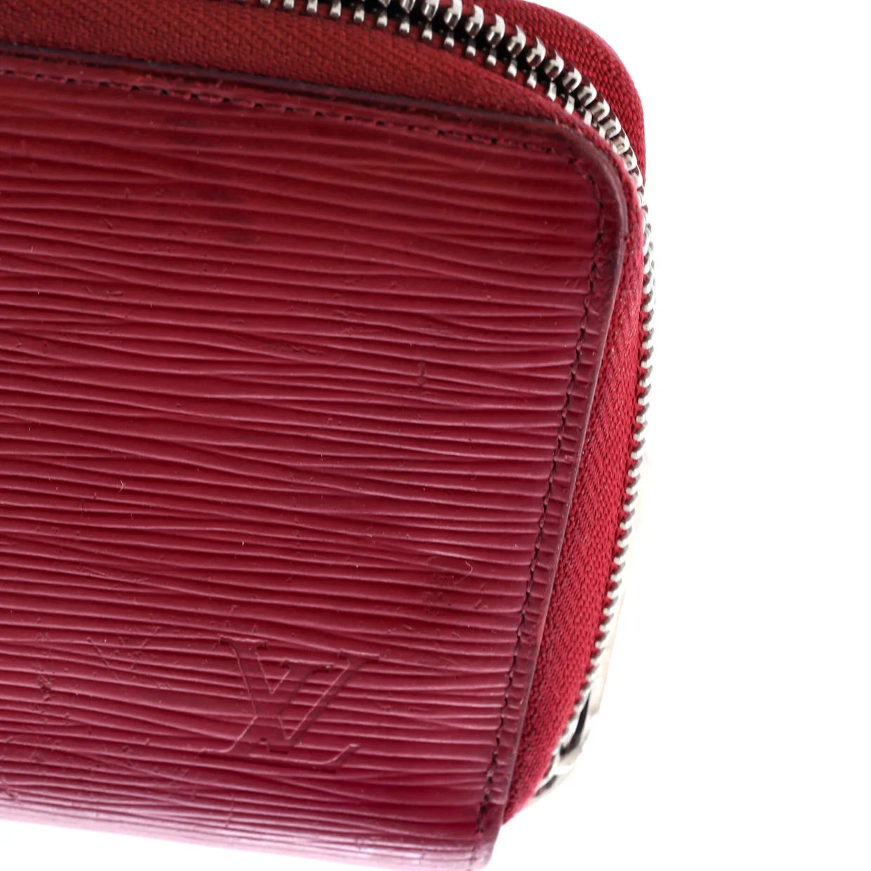 Zippy Wallet Epi Leather - Deep Luxury