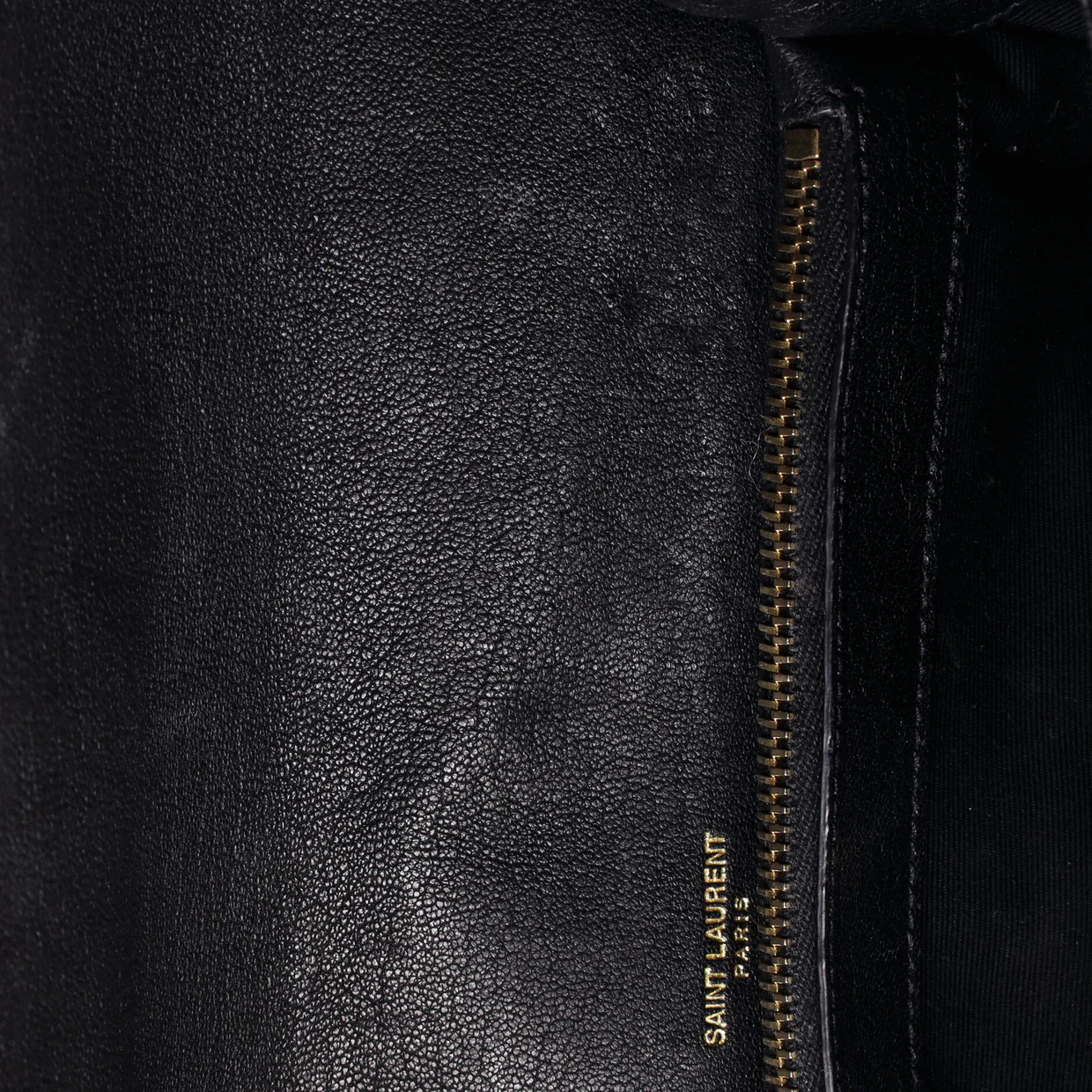 Classic Monogram College Bag Matelasse Chevron Leather Large - Deep Luxury