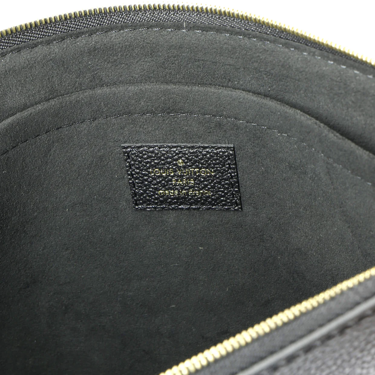 Daily Pouch Monogram Canvas - Deep Luxury