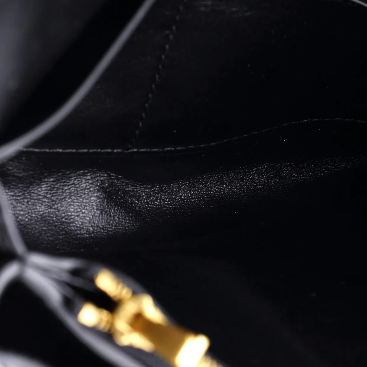 Wallet on Strap Intrecciato Nappa Mini - Deep Luxury