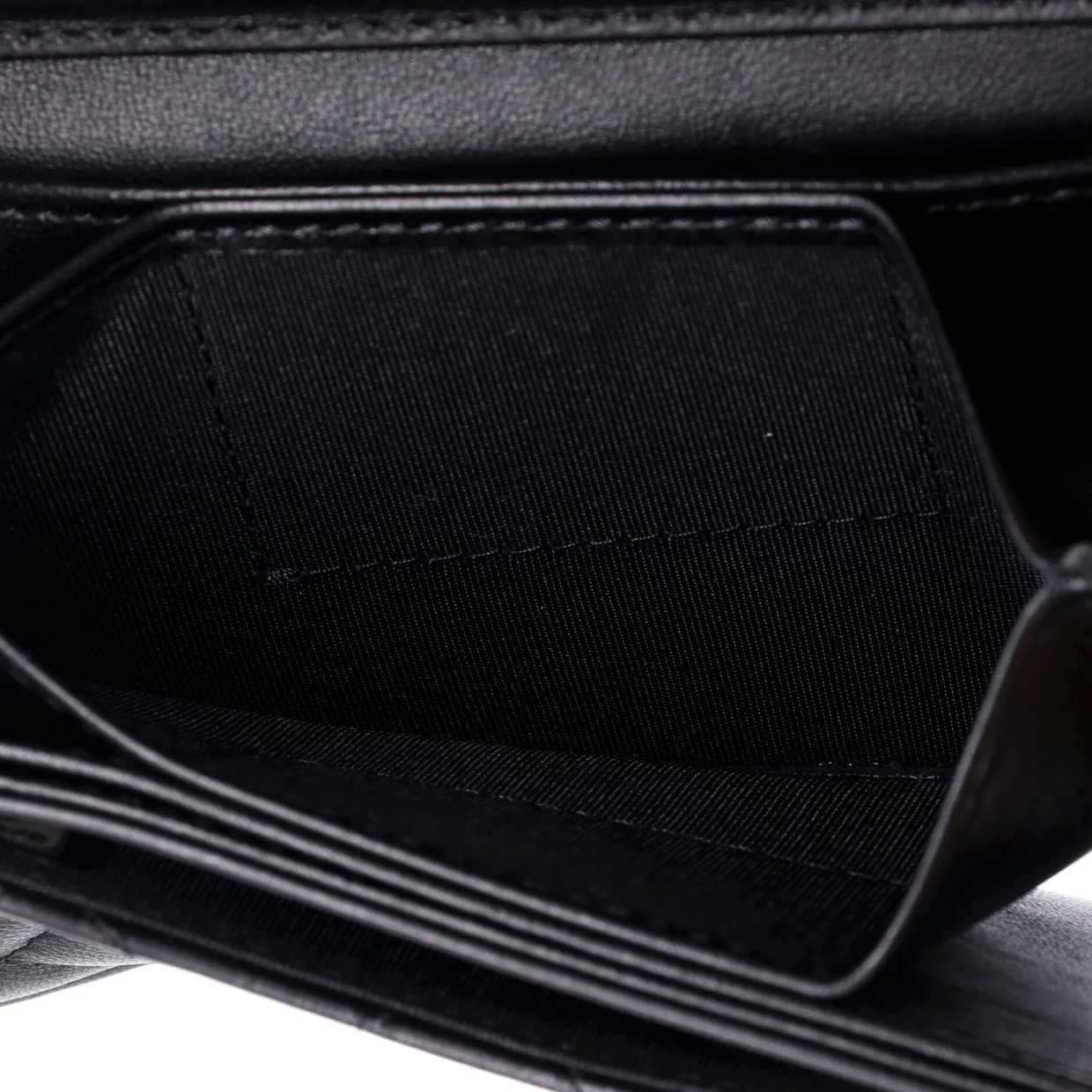 Camellia Bow Flap Card Holder with Chain Quilted Lambskin - Deep Luxury