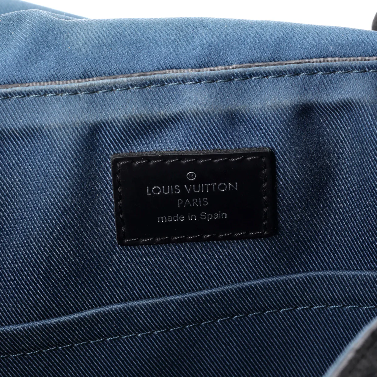 District NM Messenger Bag Damier Graphite PM - Deep Luxury