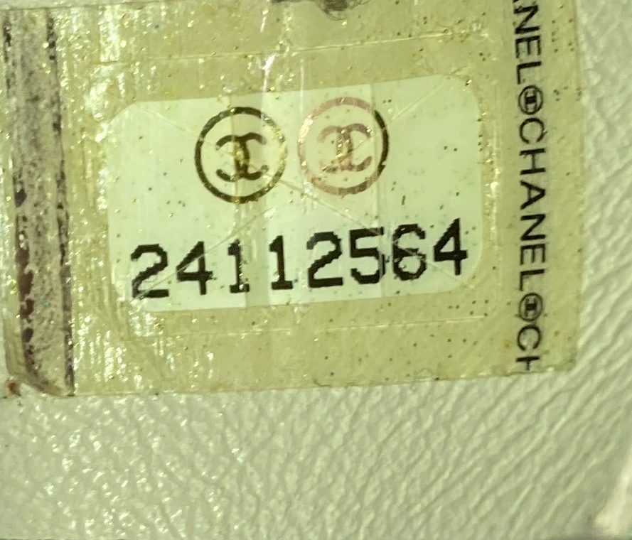 Boy Flap Bag Quilted Caviar Old Medium - Deep Luxury