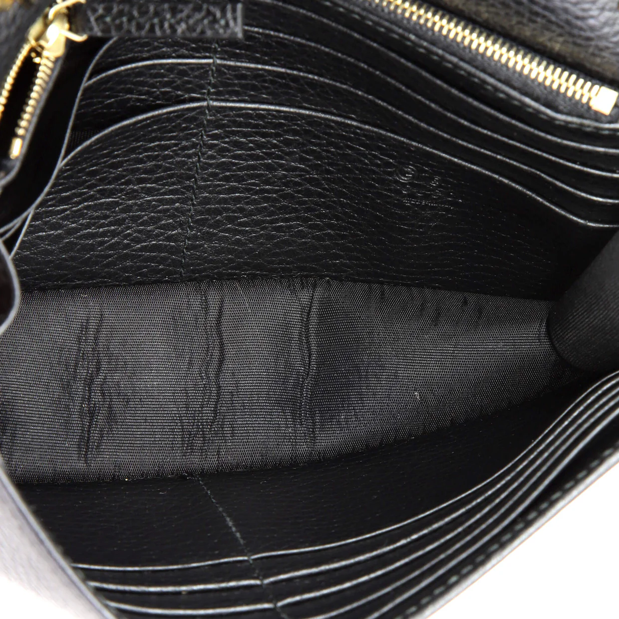 Interlocking Wallet on Chain Leather - Deep Luxury