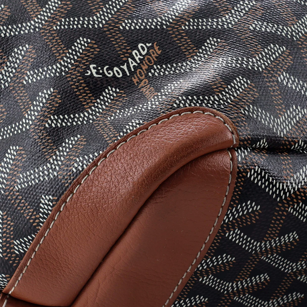 Artois Tote Coated Canvas MM - Deep Luxury
