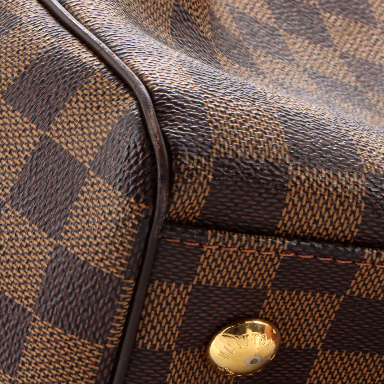 Trevi Handbag Damier PM - Deep Luxury