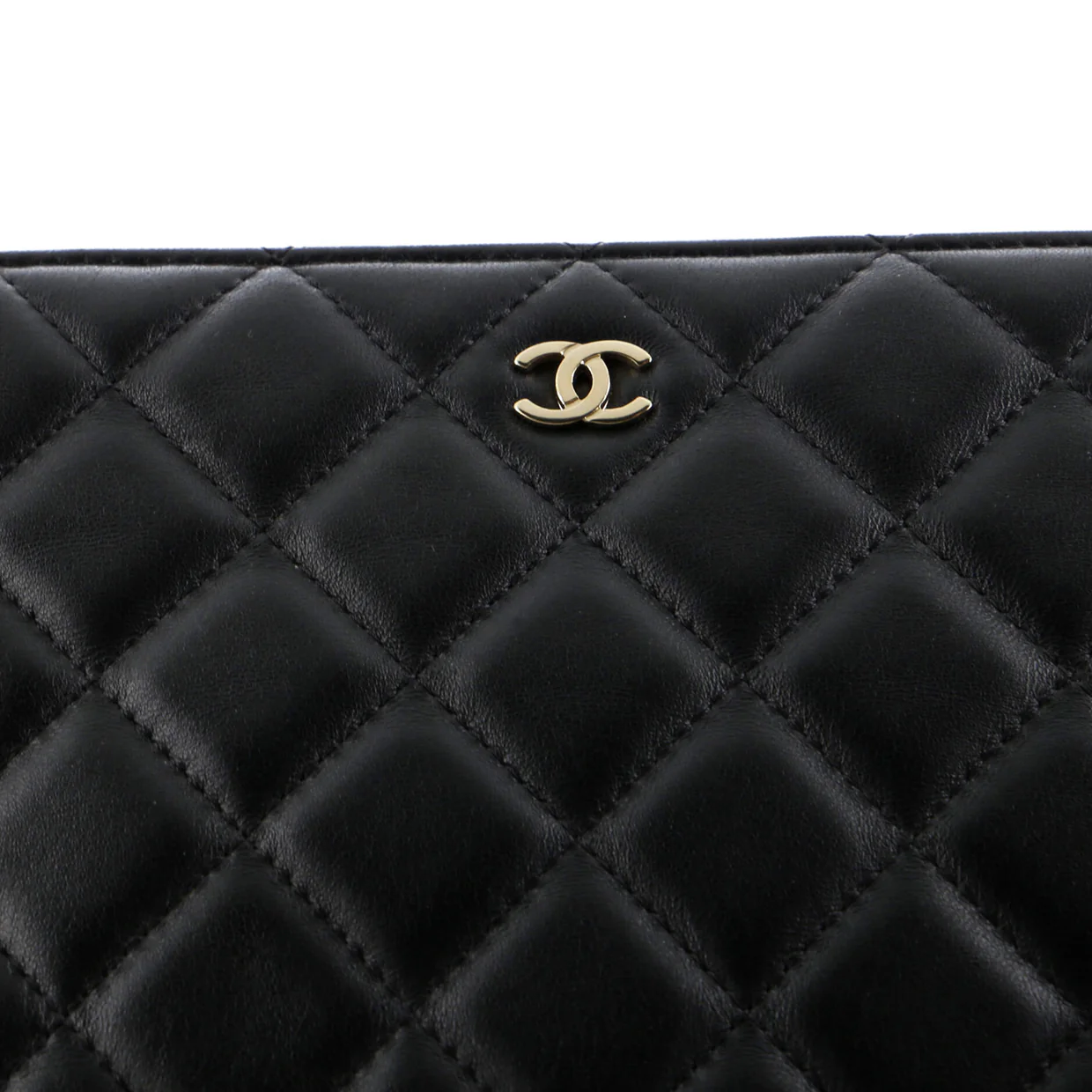 CC Casino O Case Clutch Quilted Lambskin Medium - Deep Luxury
