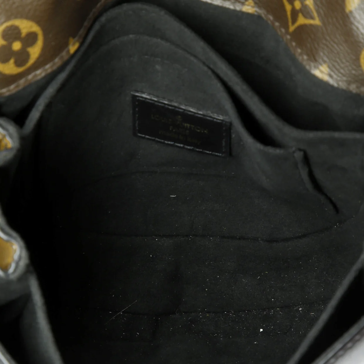 Chantilly Lock Handbag Monogram Canvas and Leather - Deep Luxury