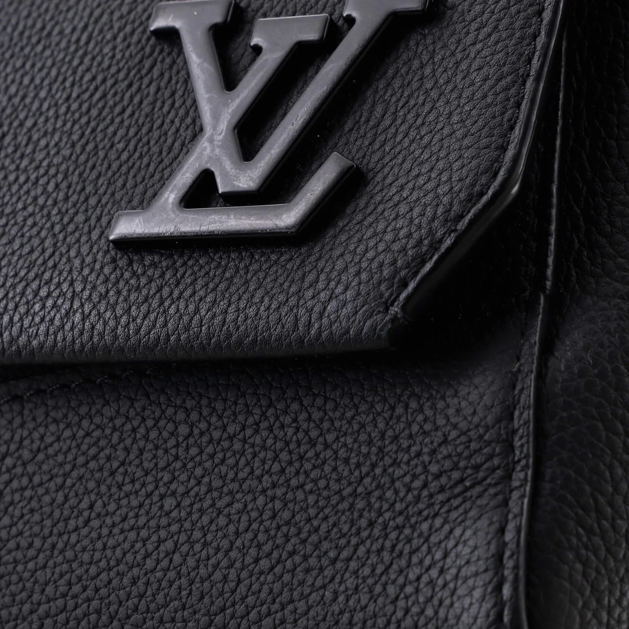 Aerogram Takeoff Messenger Bag Leather - Deep Luxury