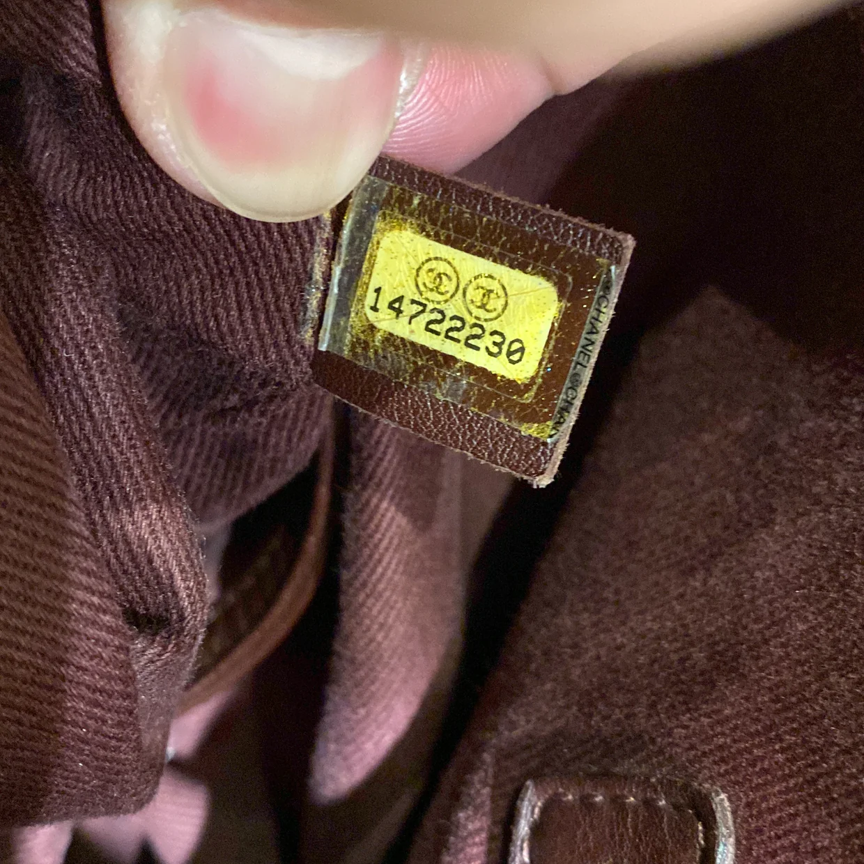 Surpique CC Charm Tote Chevron Calfskin Large - Deep Luxury