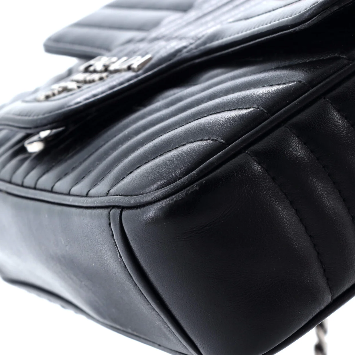 Chain Flap Shoulder Bag Diagramme Quilted Leather Large - Deep Luxury