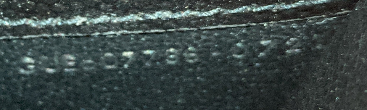 Uptown Chain Wallet Leather - Deep Luxury