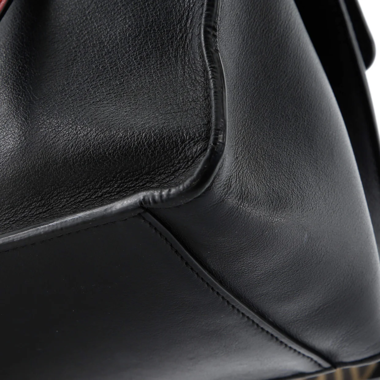 Flip Tote Leather Small - Deep Luxury