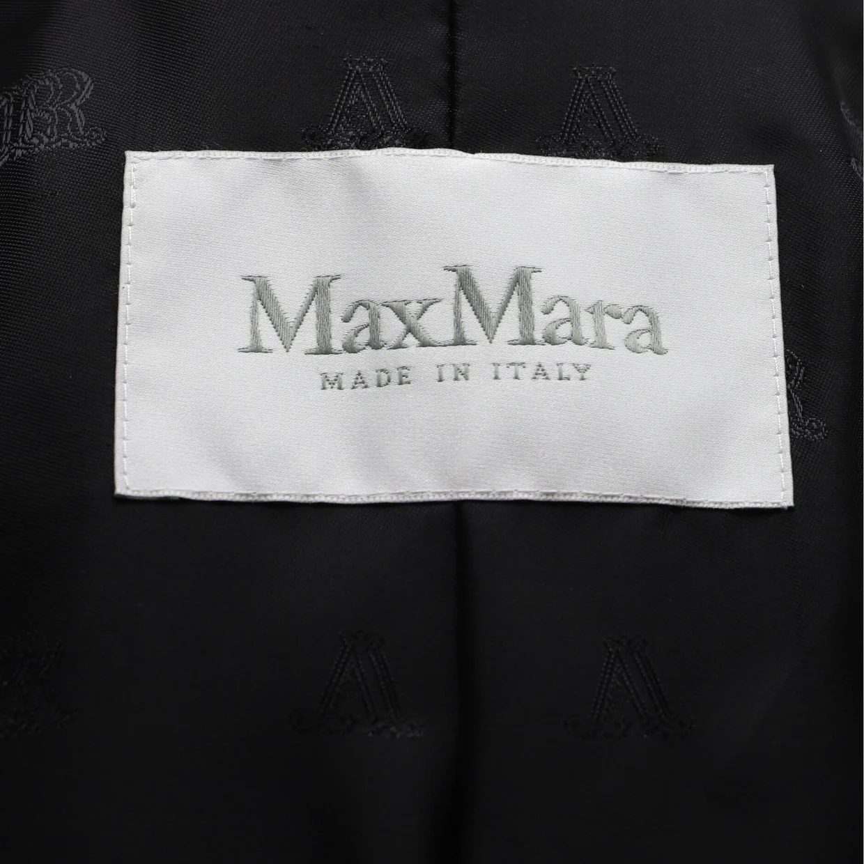 Women's 101801 Icon Double Breasted Short Coat Wool and Cashmere Blend - Deep Luxury