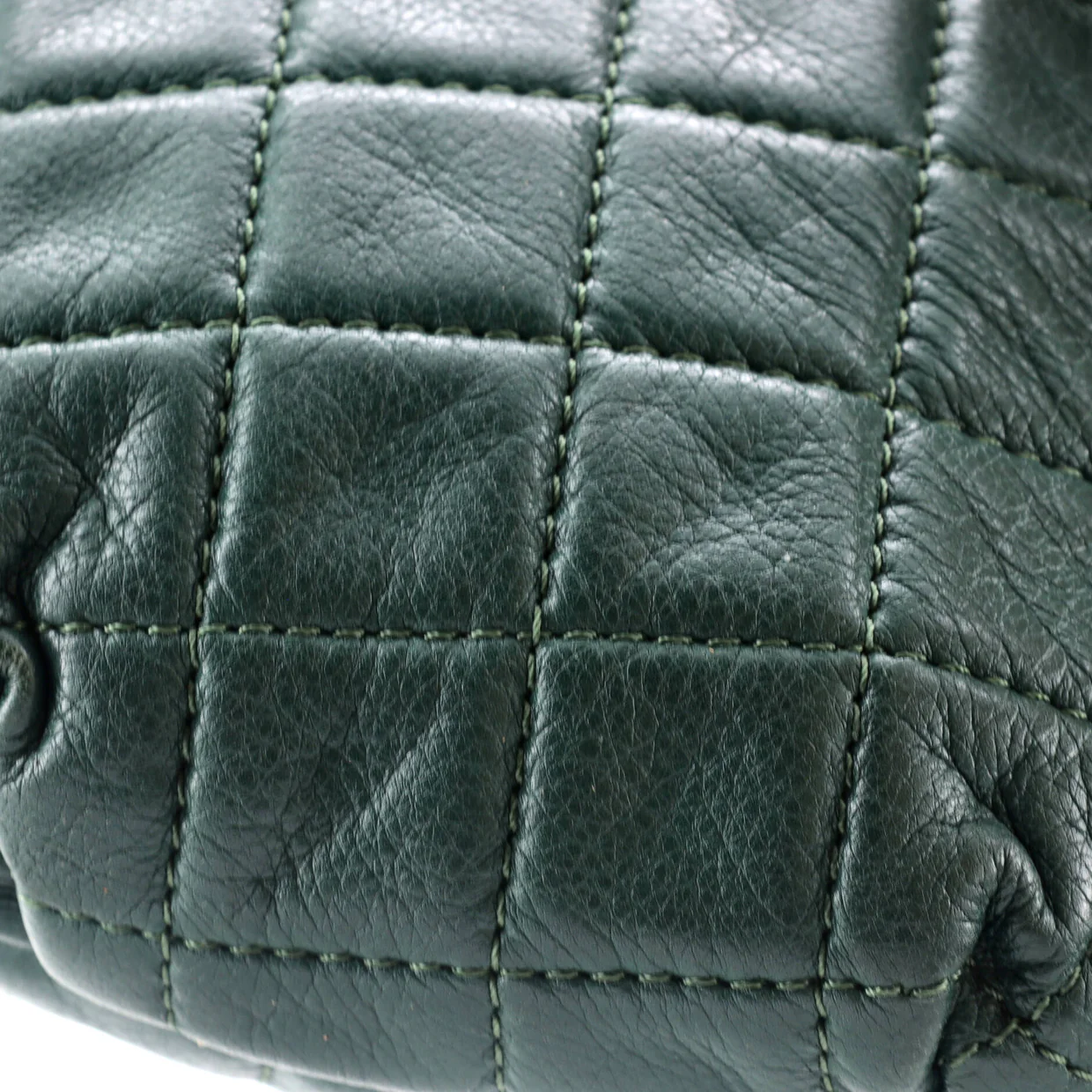 Banane Waist Bag Quilted Leather - Deep Luxury