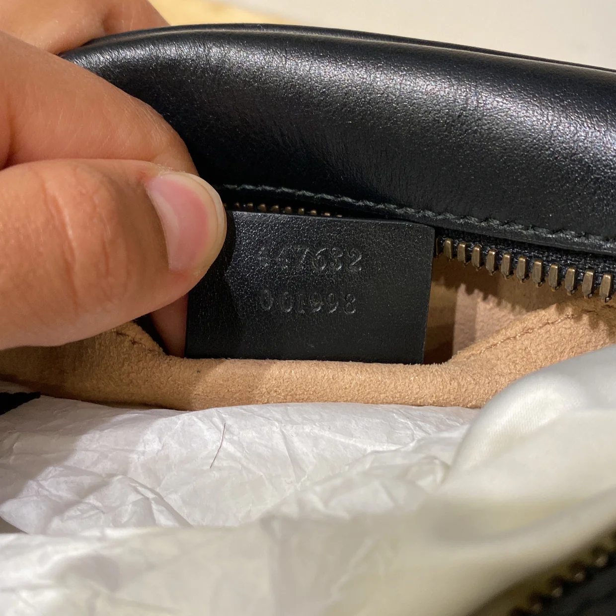 GG Marmont Shoulder Bag Matelasse Leather Small - Deep Luxury