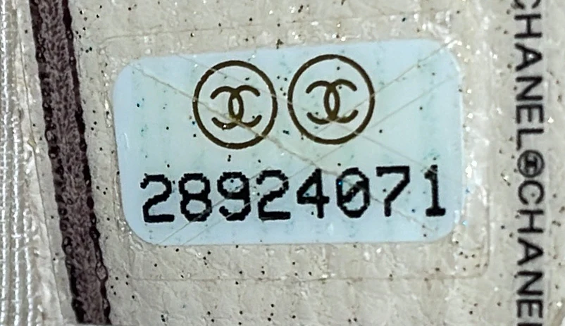 Boy Flap Bag Chevron Caviar New Medium - Deep Luxury