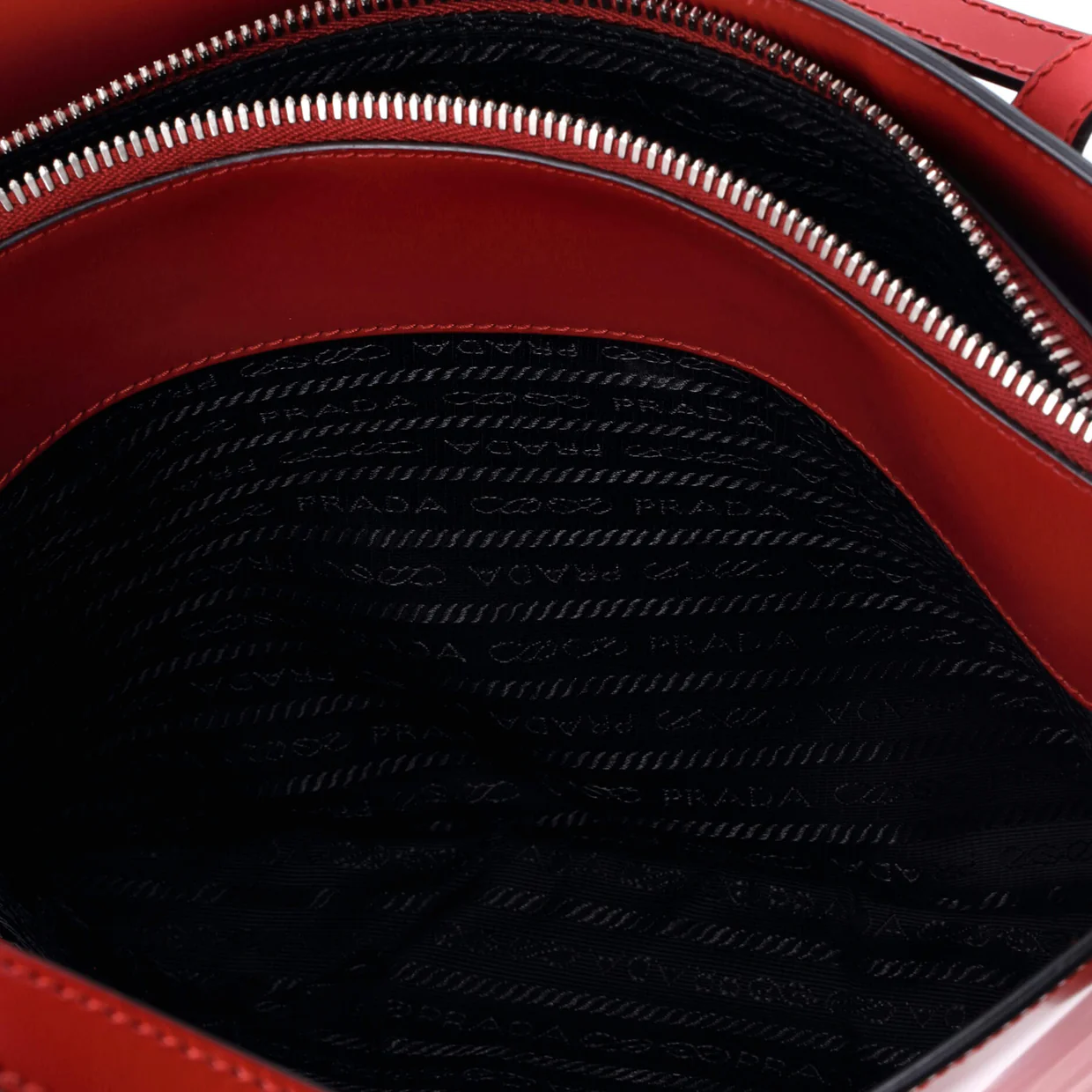 Re-Edition 1995 Top Handle Tote Spazzolato Leather Medium - Deep Luxury