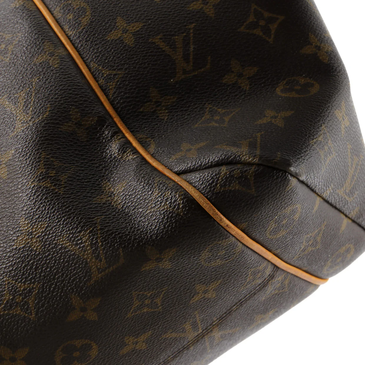 Totally Handbag Monogram Canvas MM - Deep Luxury