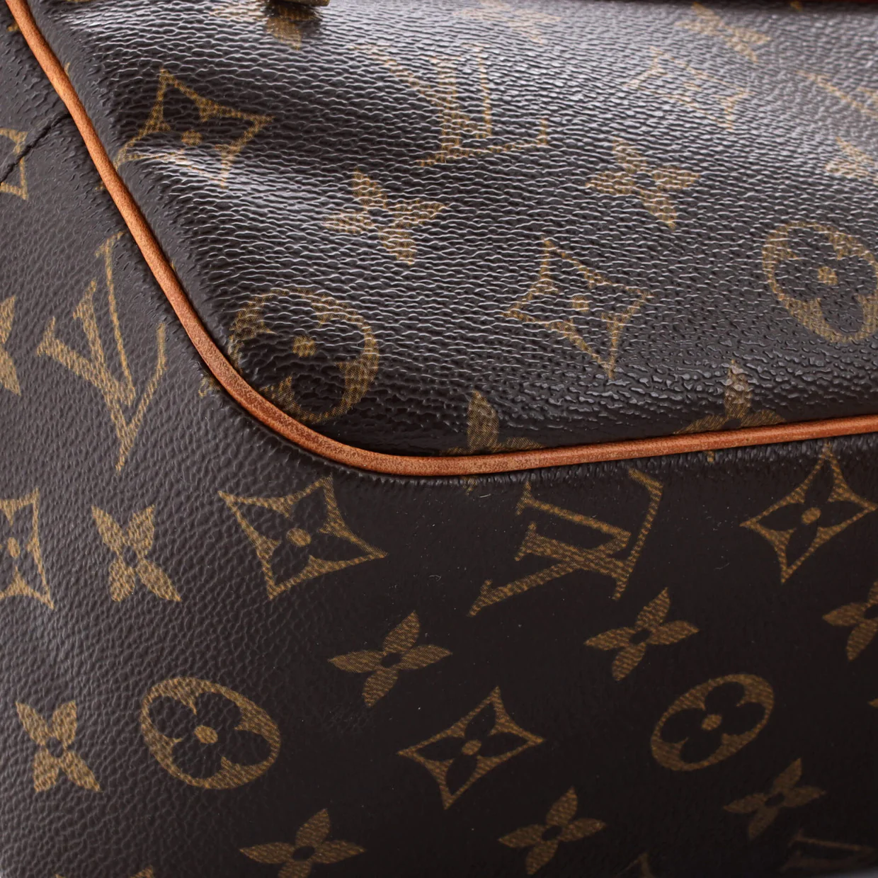 Cite Handbag Monogram Canvas MM - Deep Luxury