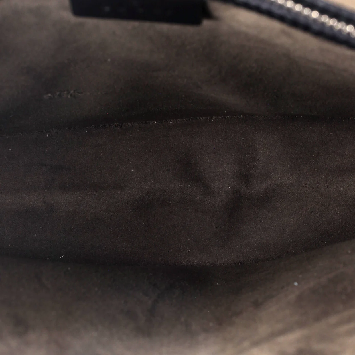 Zip Messenger Bag Guccissima Leather Large - Deep Luxury