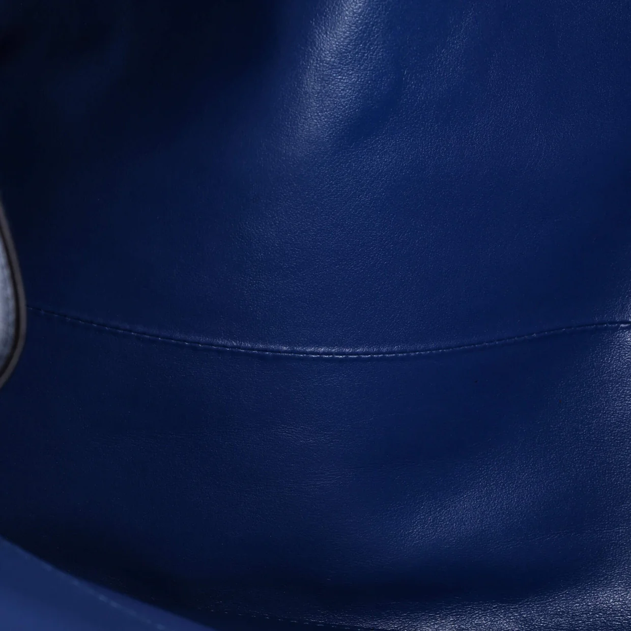 Studio Satchel Leather Small - Deep Luxury