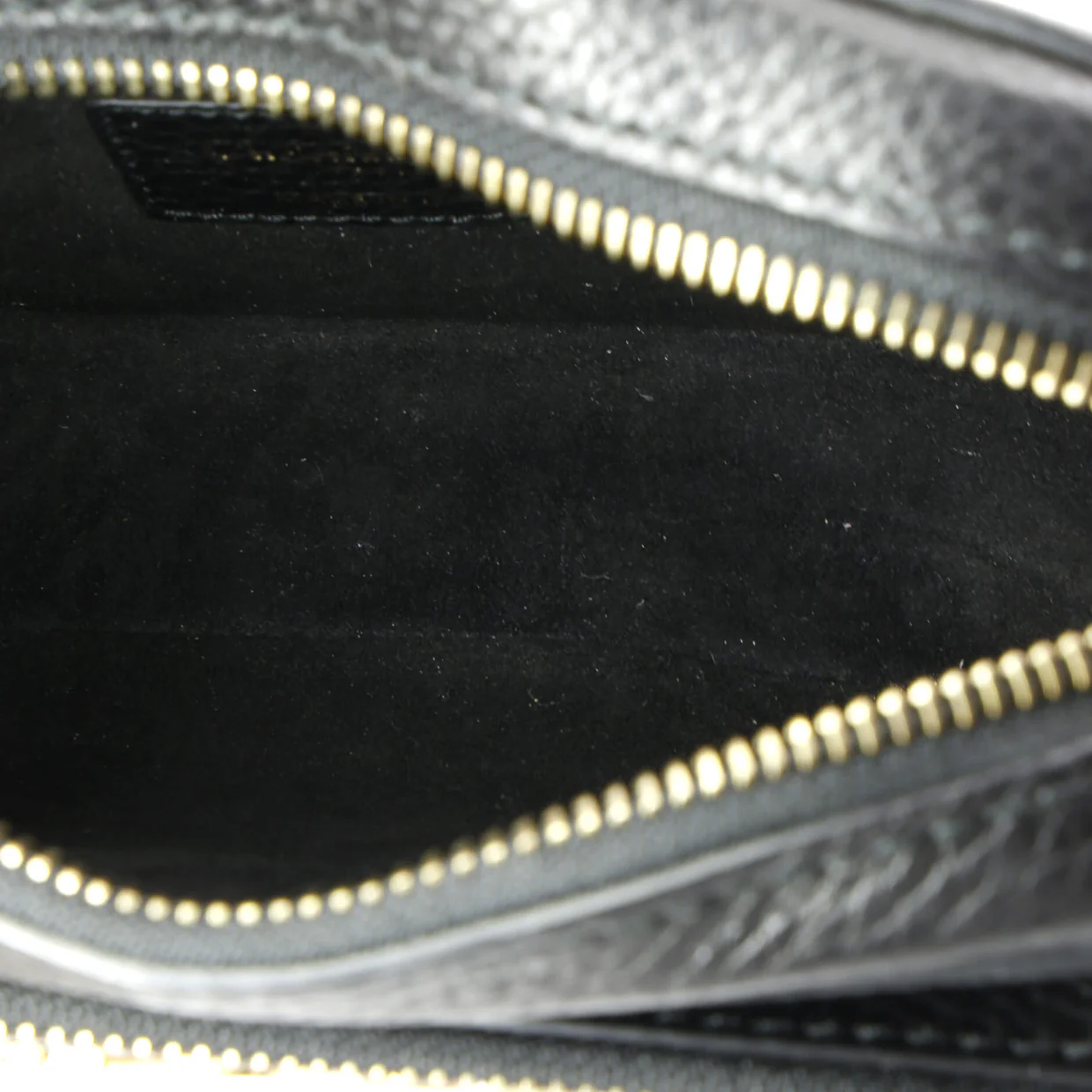 J'adior Camera Bag Leather - Deep Luxury