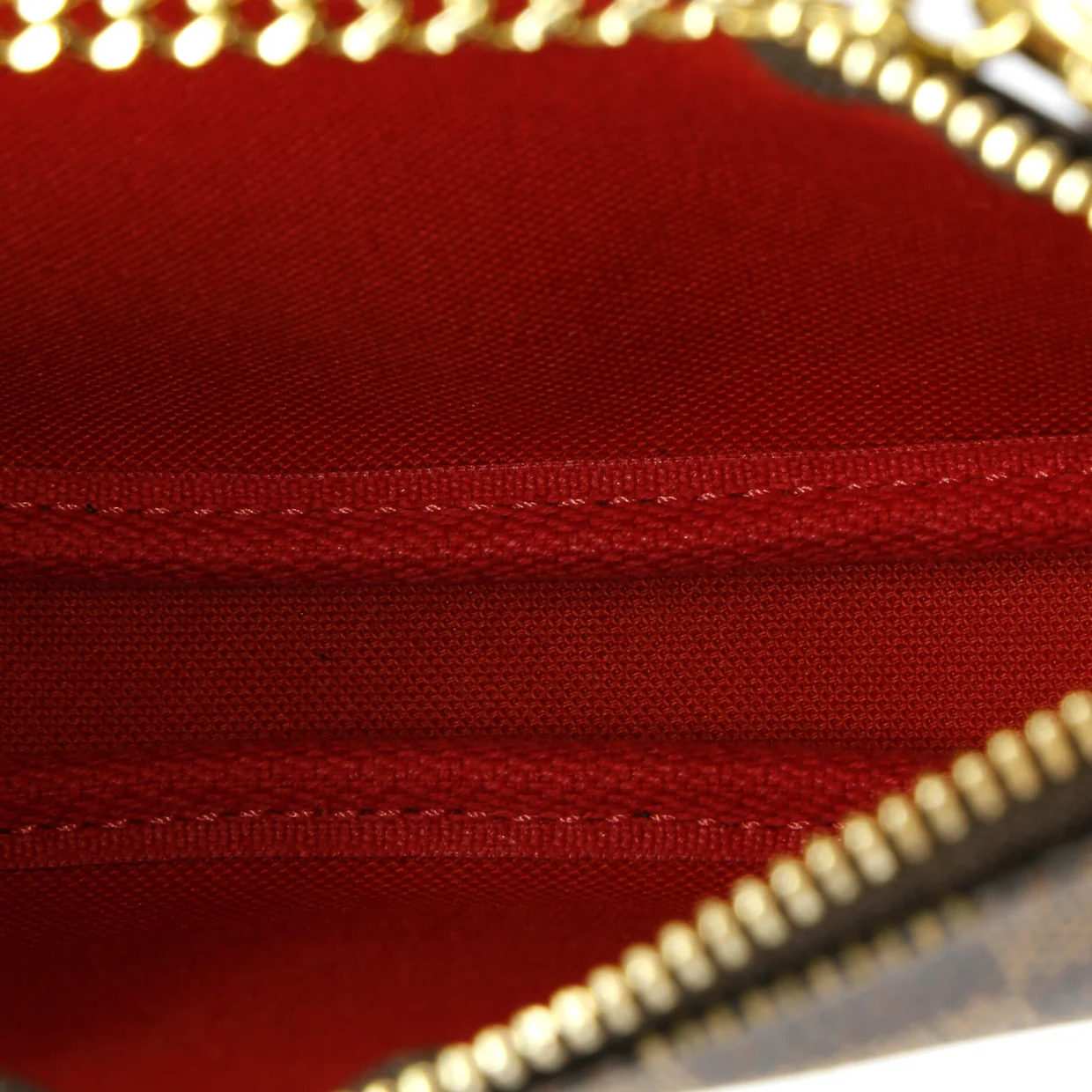 Pochette Accessoires Damier Mini - Deep Luxury