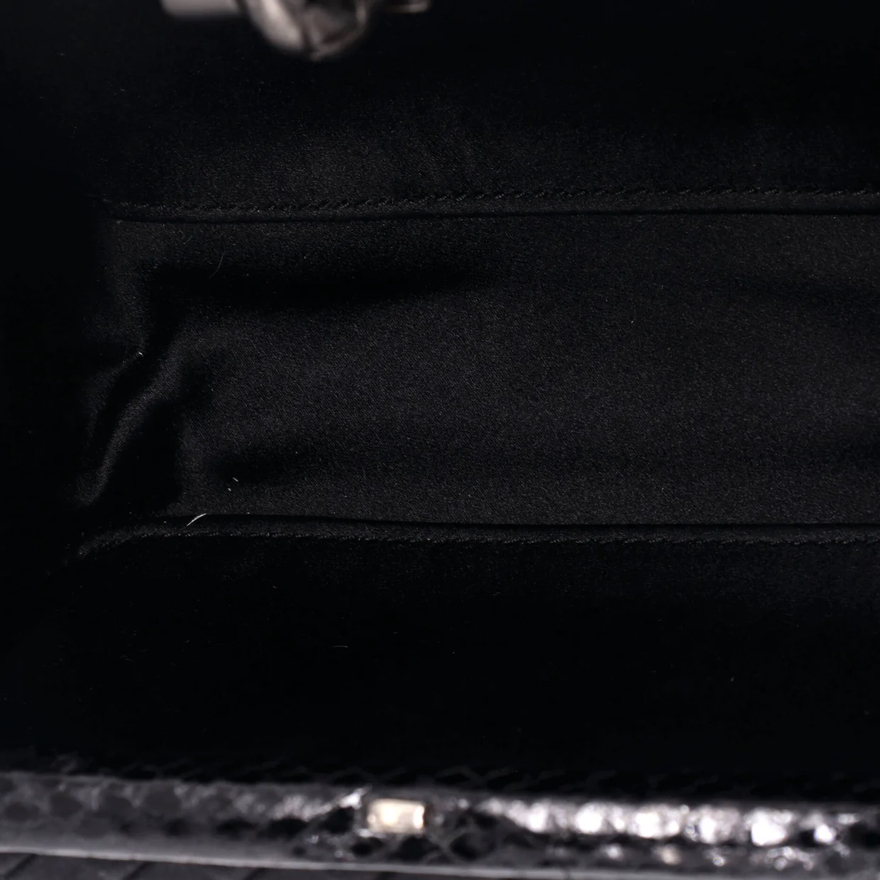 Box Knot Clutch Intrecciato Satin Small - Deep Luxury