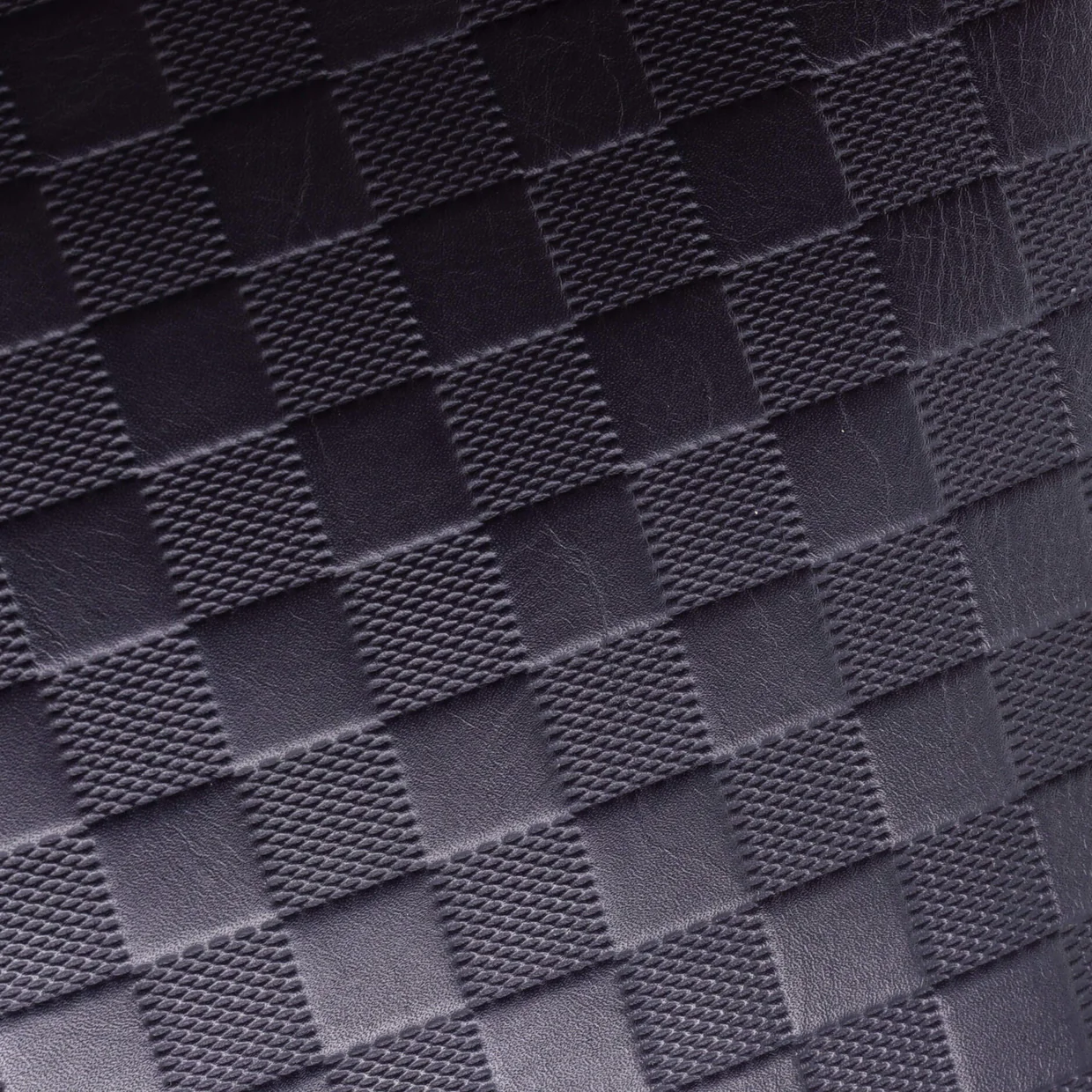 Discovery Messenger Bag Damier Infini Leather PM - Deep Luxury