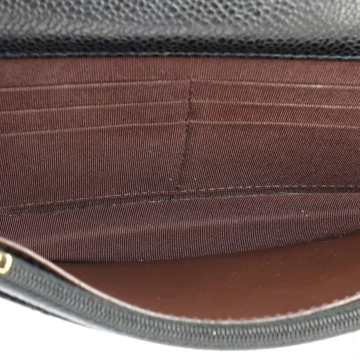 Wallet on Chain Quilted Caviar - Deep Luxury