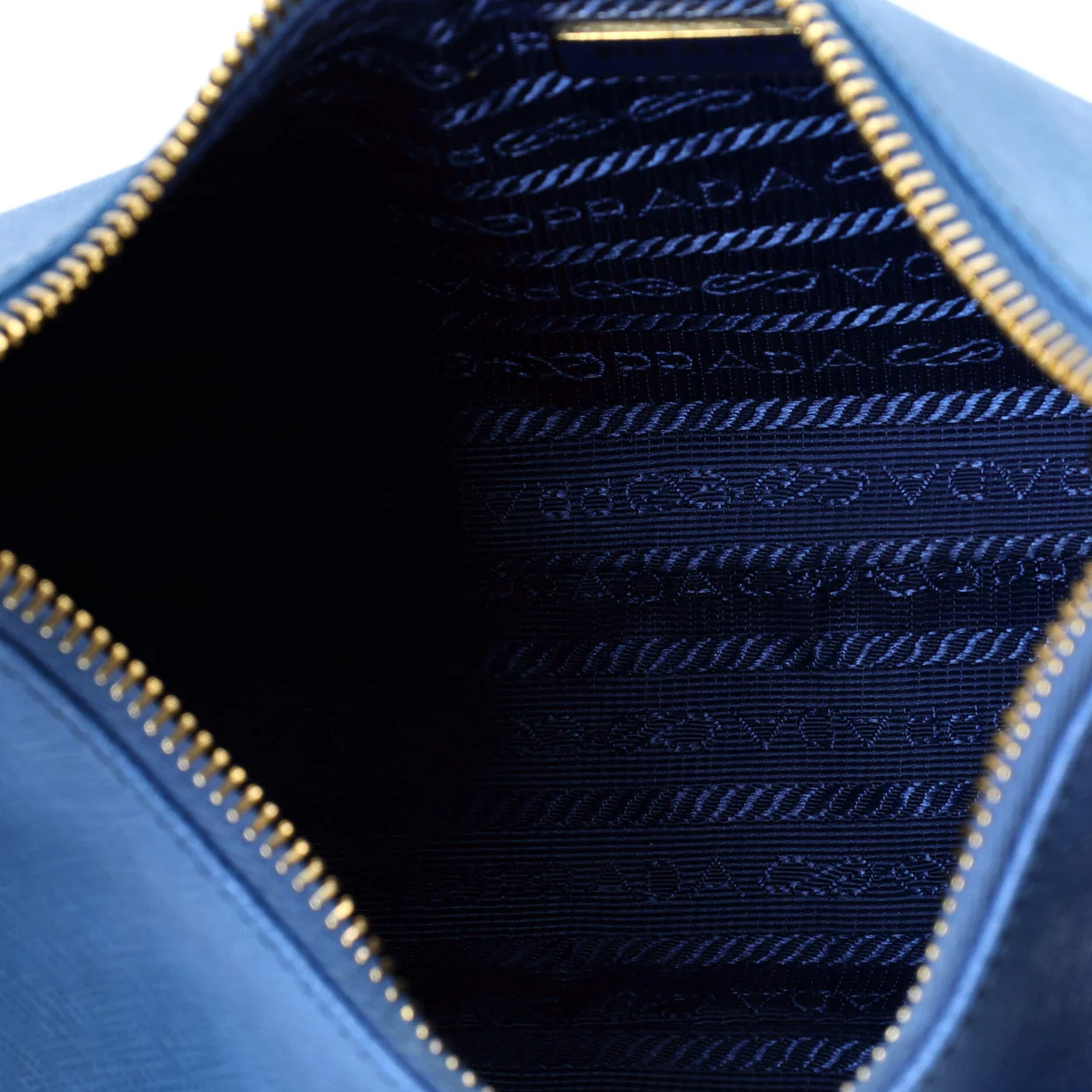 Re-Edition 2005 Shoulder Bag Saffiano Leather Small - Deep Luxury