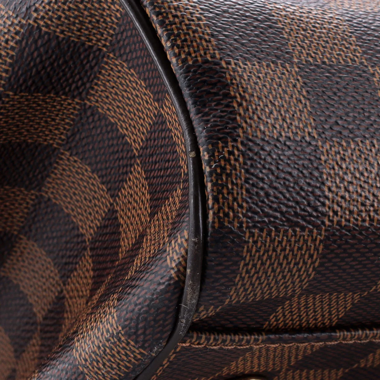 Trevi Handbag Damier GM - Deep Luxury