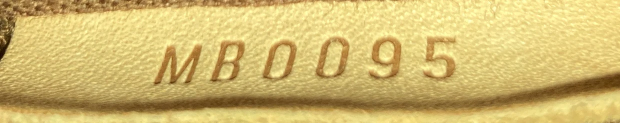 Saumur Handbag Monogram Canvas 30 - Deep Luxury