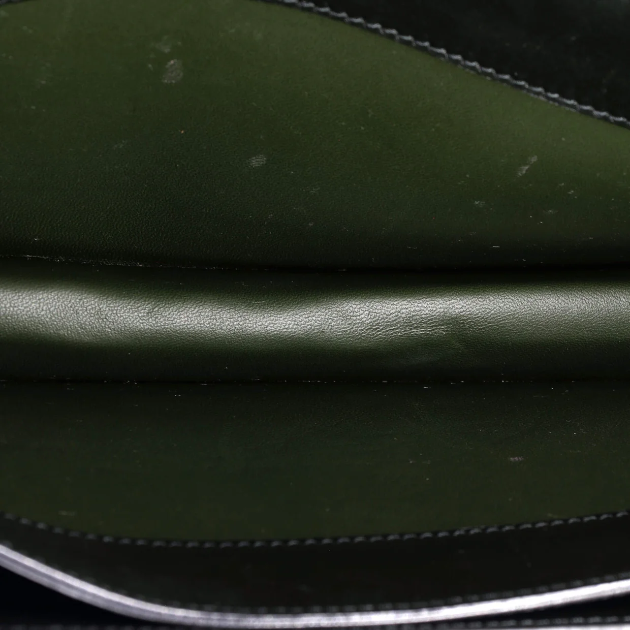 City Knot Flap Bag Crocodile - Deep Luxury