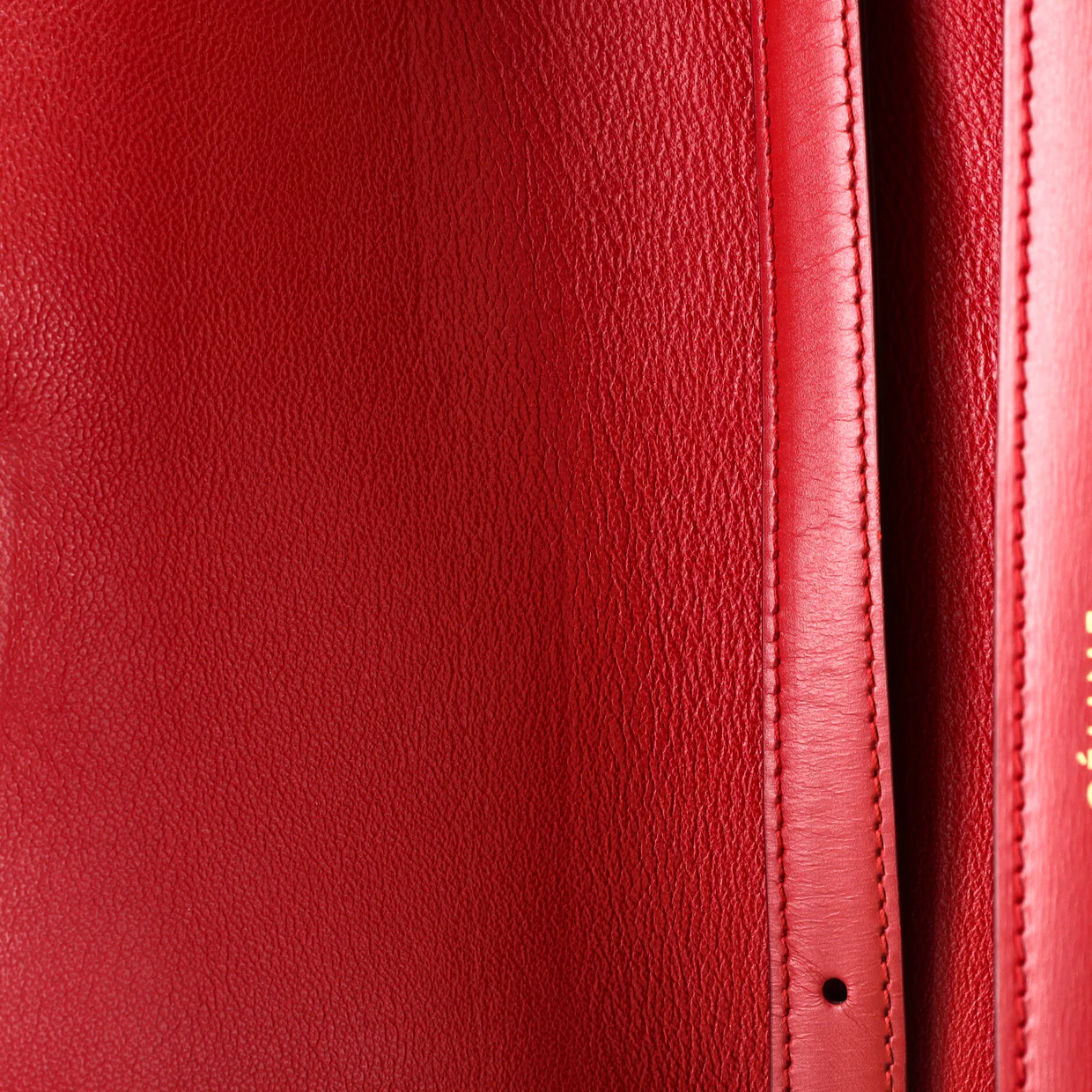 Classic Box Bag Smooth Leather Medium - Deep Luxury