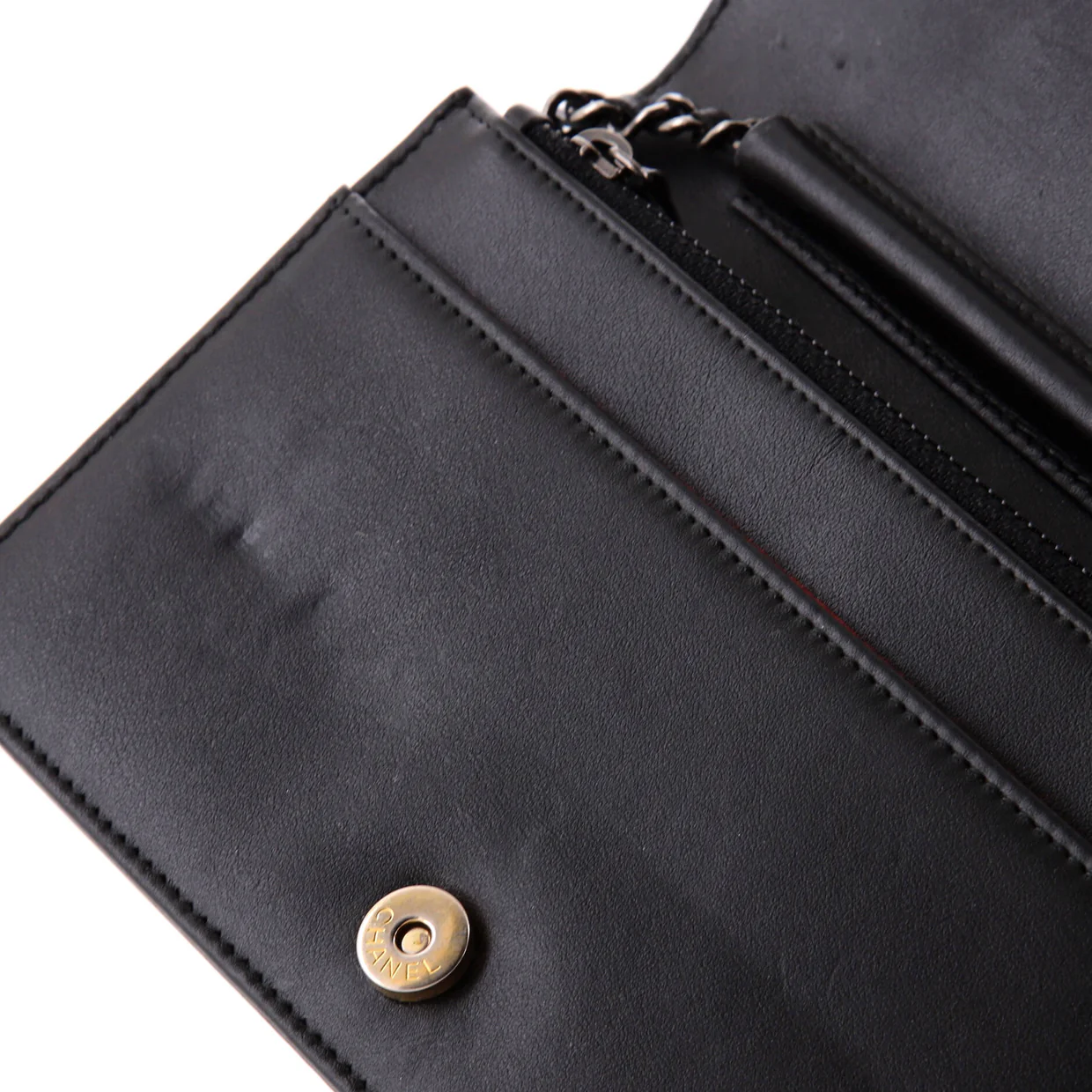 Gabrielle Wallet on Chain Quilted Aged Calfskin - Deep Luxury