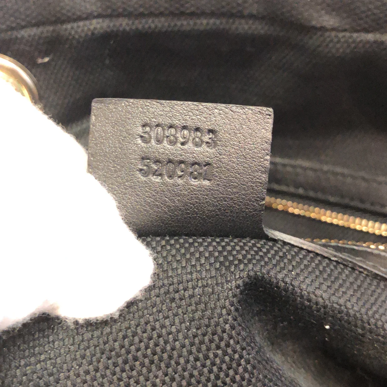 Soho Chain Zip Shoulder Bag Patent Small - Deep Luxury