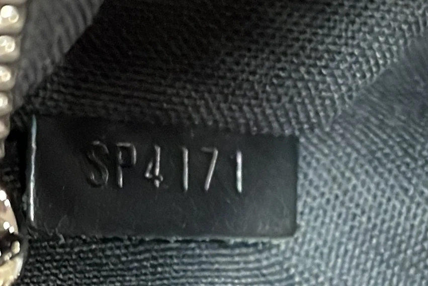 Daniel Messenger Bag Damier Graphite MM - Deep Luxury