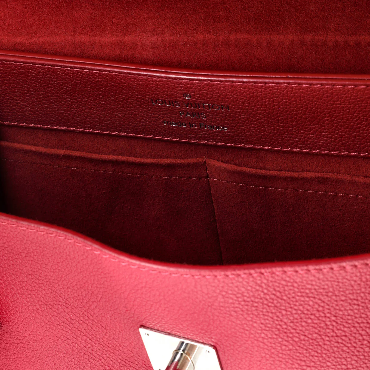 Lockme Ever Handbag Leather MM - Deep Luxury