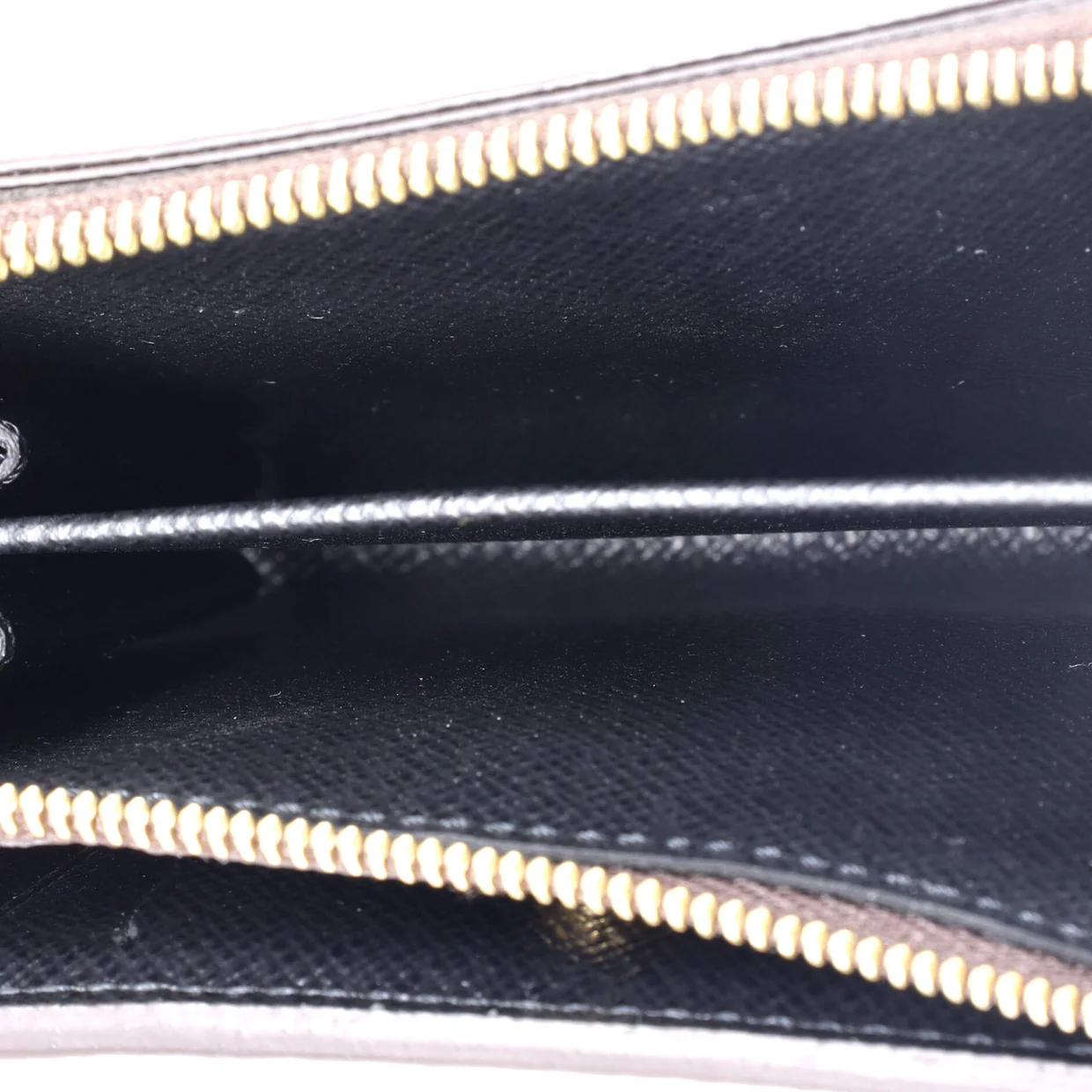 Lou Wallet Reverse Monogram Canvas - Deep Luxury