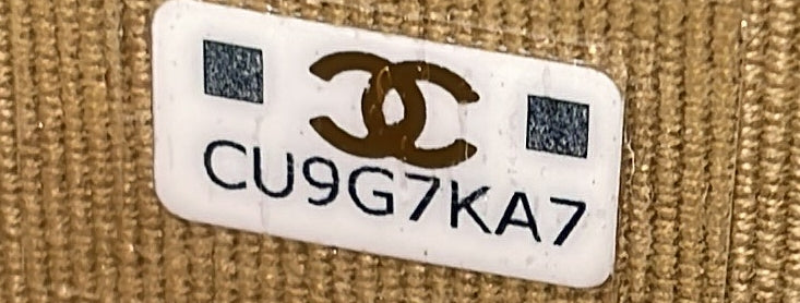 Pearl Crush Flap Phone Holder with Chain Quilted Lambskin - Deep Luxury