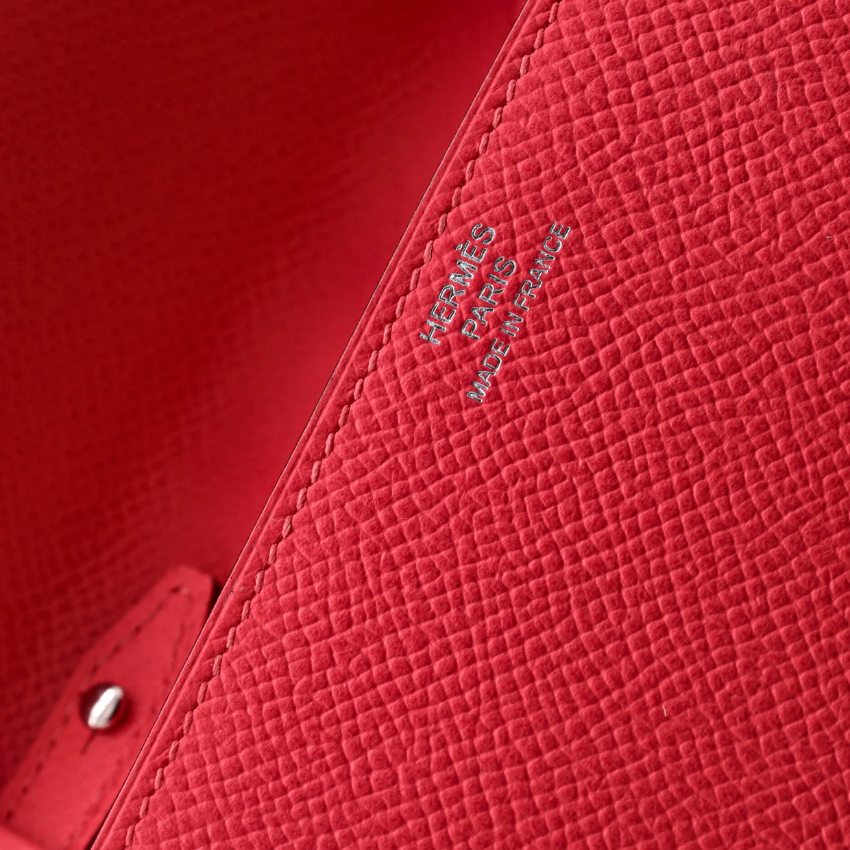 Clic Wallet on Strap Epsom 16 - Deep Luxury