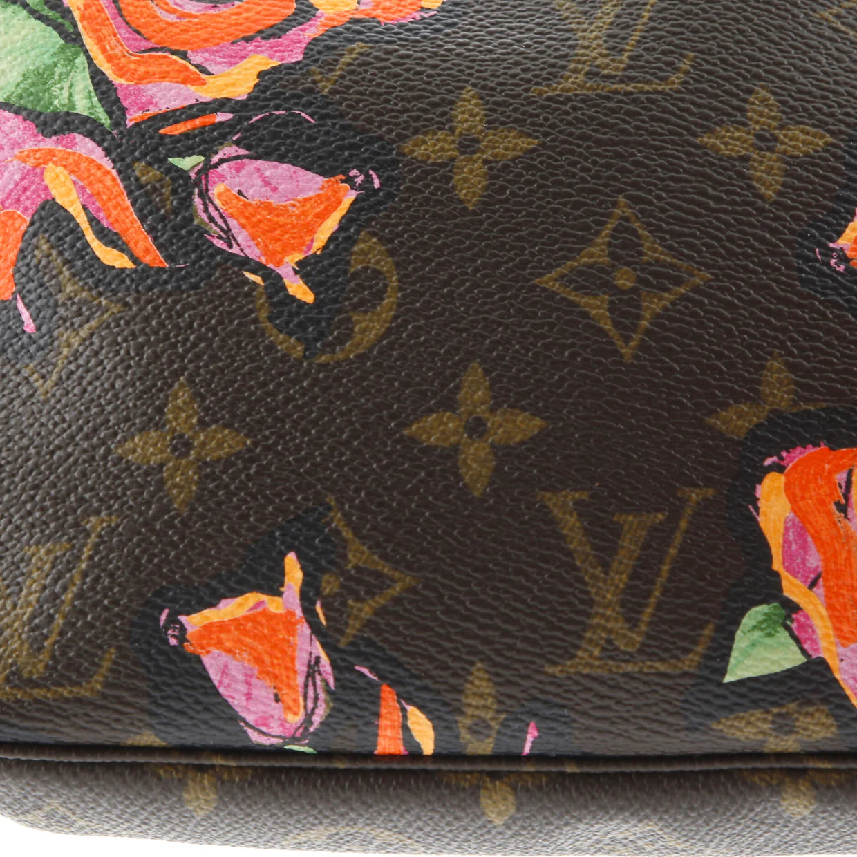 Pochette Accessoires Limited Edition Monogram Roses - Deep Luxury